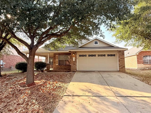 12820 Waynespur Ln