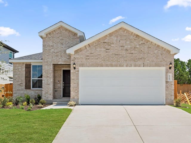 129 Adlai Ave