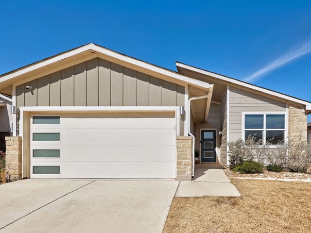 129 Cupreata LN