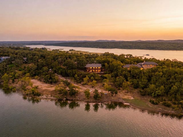 View 129 Jewel LN 129 Jewel LN - property photo 1 - Luxury home in Spicewood, TX