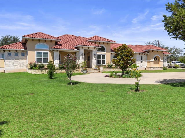129 Lakewood TRL