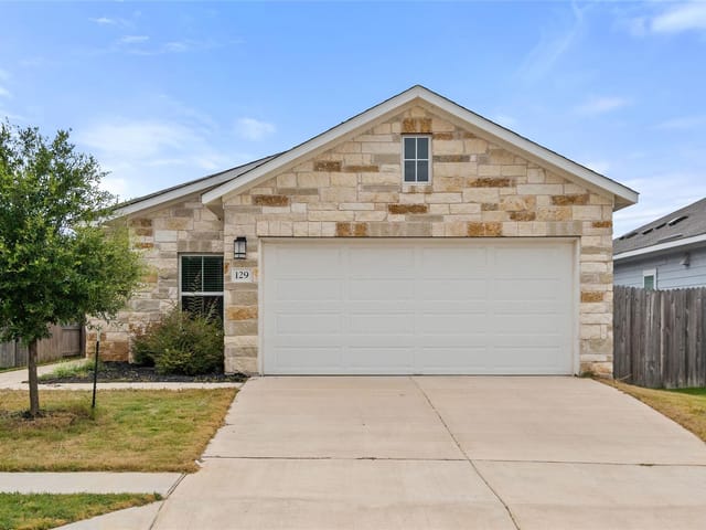 129 Tall Grass DR