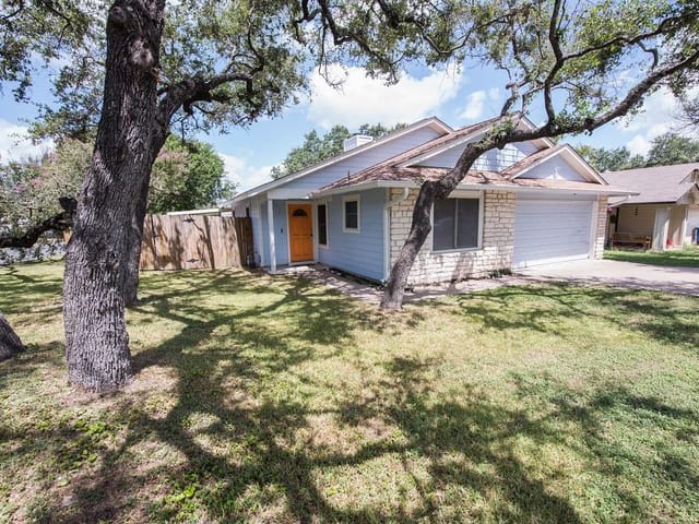 12900 Odie Ln