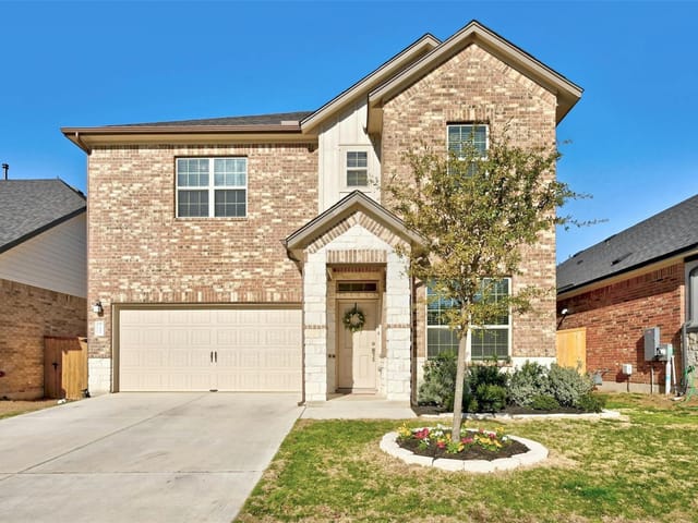 12904 Bloomington Dr Unit #116