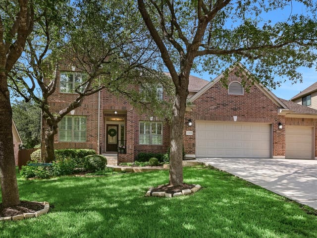 View 12908 Little Dipper PATH in Steiner Ranch Ph 01 Sec 7A 12908 Little Dipper PATH - front exterior - Luxury home in Steiner Ranch Ph 01 Sec 7A, Austin, TX