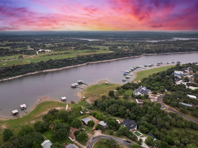 1293 Lake Shore Dr