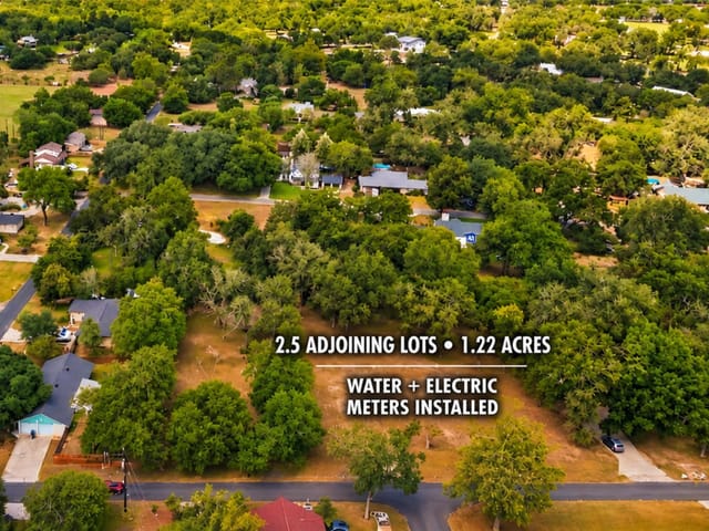 130 Colorado LN