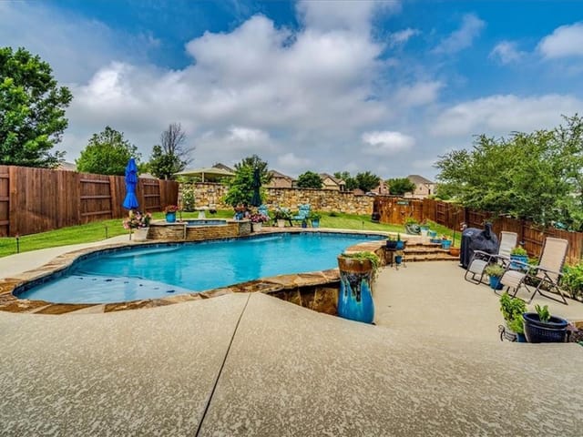 130 Crampton Cv