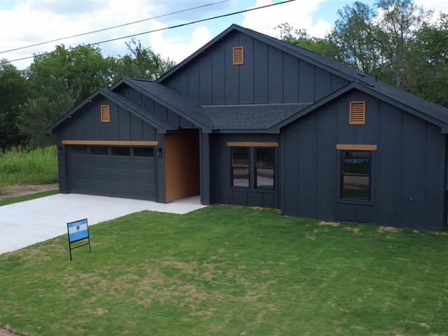 130 Waimanalo LN