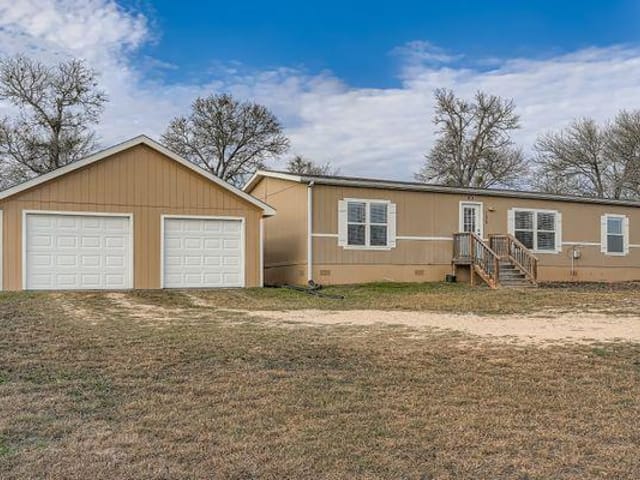 130 Zafiro Ln