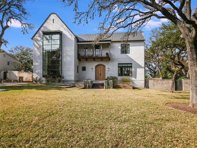 1300 Silver Hill Dr