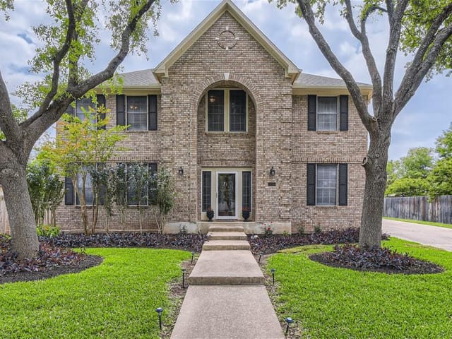 13000 Tapadero Dr