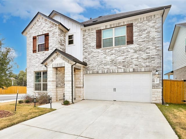 13006 Bloomington Dr