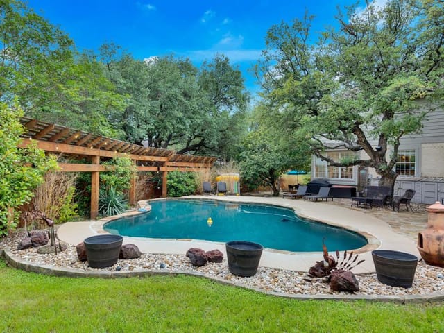 13009 Tapadero Dr