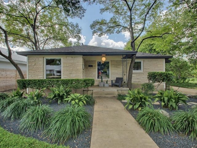 1301 Pasadena Dr