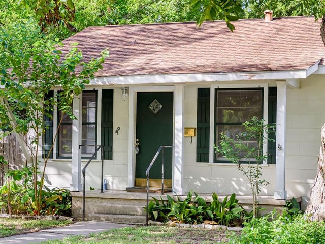 1301 Piedmont Ave