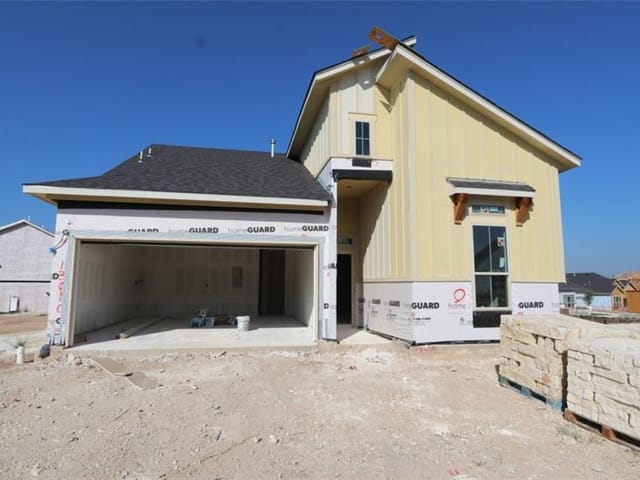 13010 Bloomington Dr