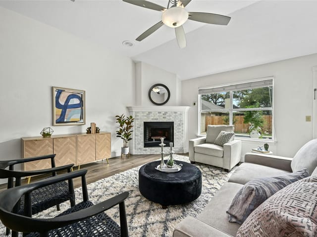 13010 Huntwood Cv