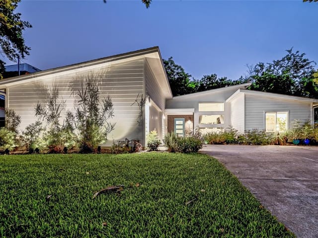 1302 Alguno Rd
