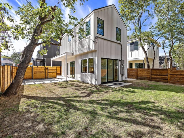 1302 Clifford Ave