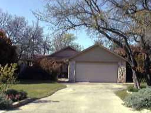 1302 DAYTONA DR
