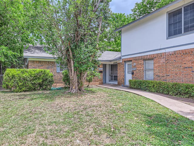 1302 Radcliff DR Unit #A
