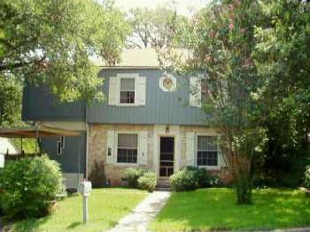 1303 BONHAM Ter