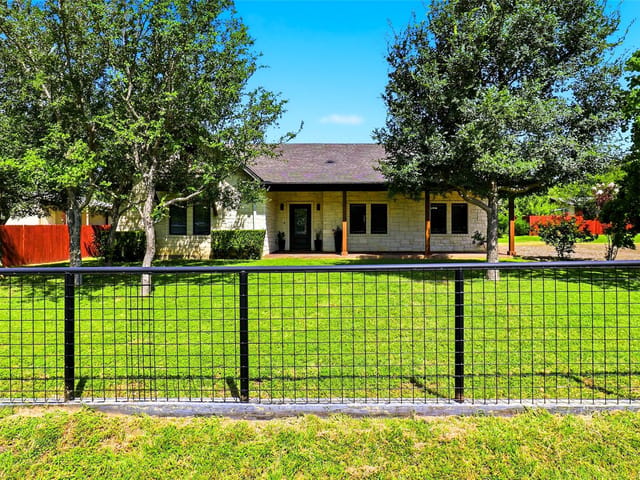 1303 Prairie Creek RD