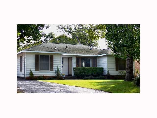 1304 Fairwood Rd