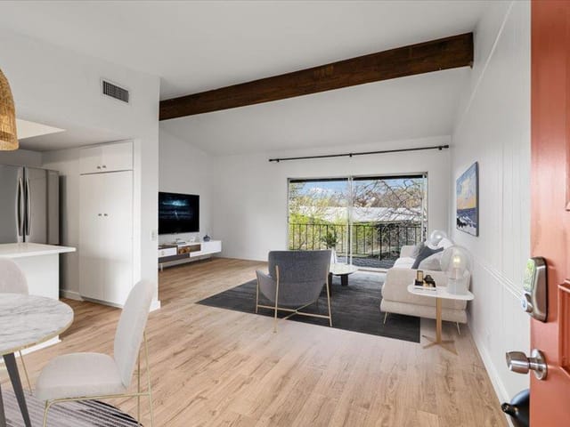 1304 Mariposa Dr Unit #206
