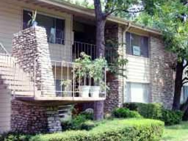 1304 MARIPOSA Dr Unit #224