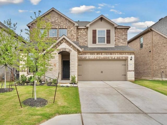 1305 Crescent LN