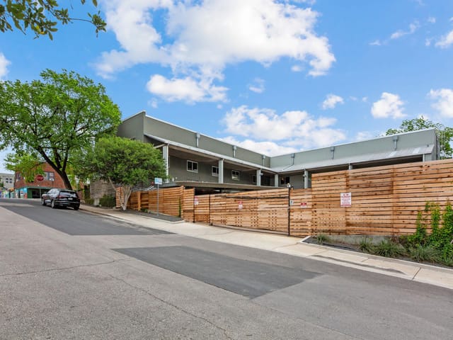 1305 E 6th St Unit #13