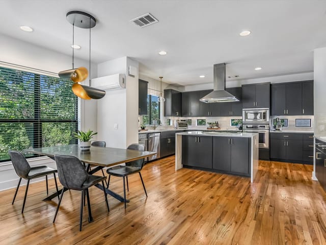 1305 Exposition BLVD Unit #6