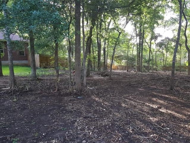 1305 Meadow