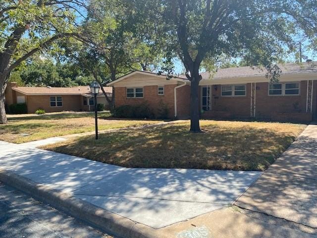 1305 Ridgehaven Dr