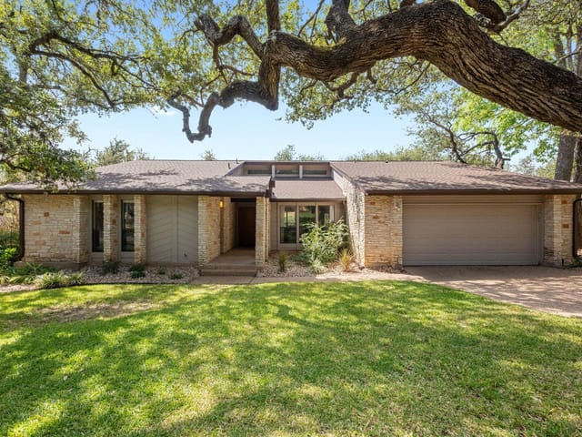 1305 Shannon Oaks Trl