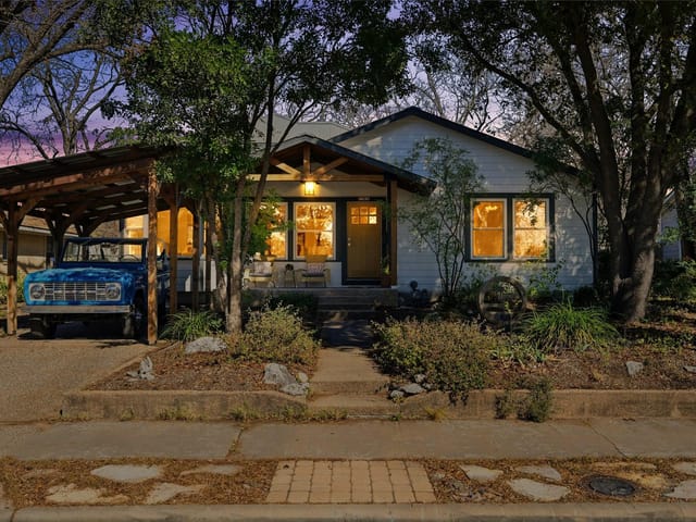 1306 Alegria Rd