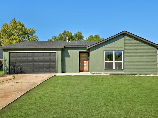 1306 Green Downs Dr