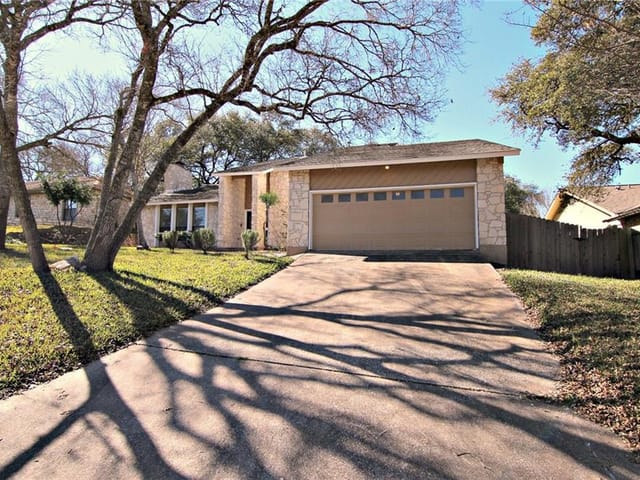 1306 Wilson Heights DR