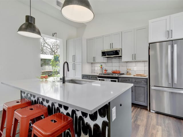 1307 Delano St Unit #2