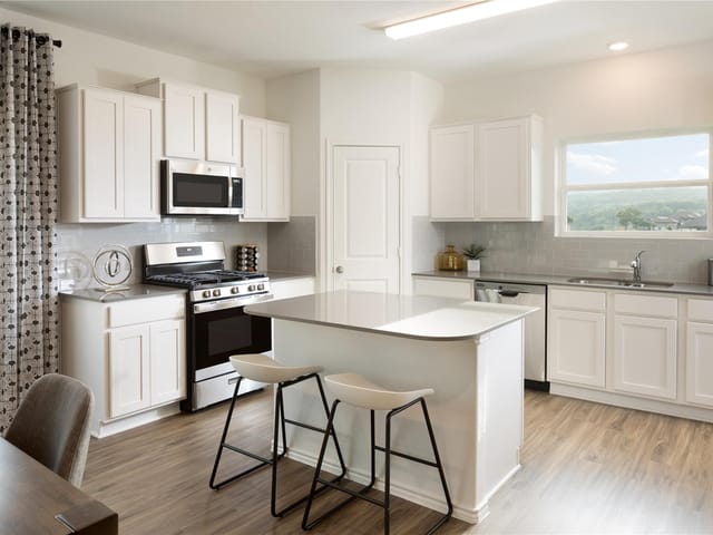 1307 Hermosa Gdns
