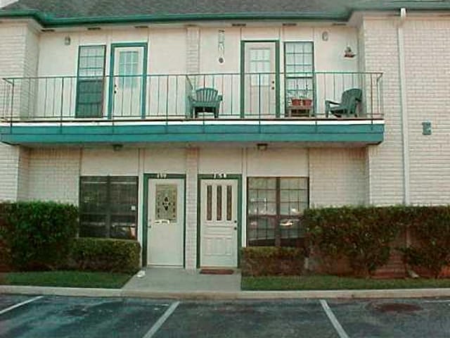 1307 KINNEY Ave Unit #158