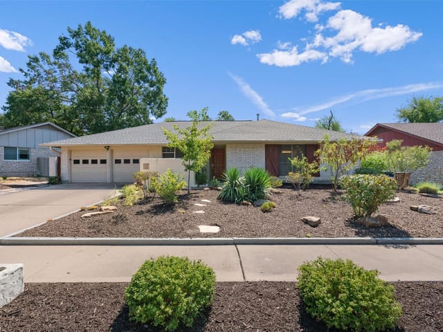 1307 Neans Dr