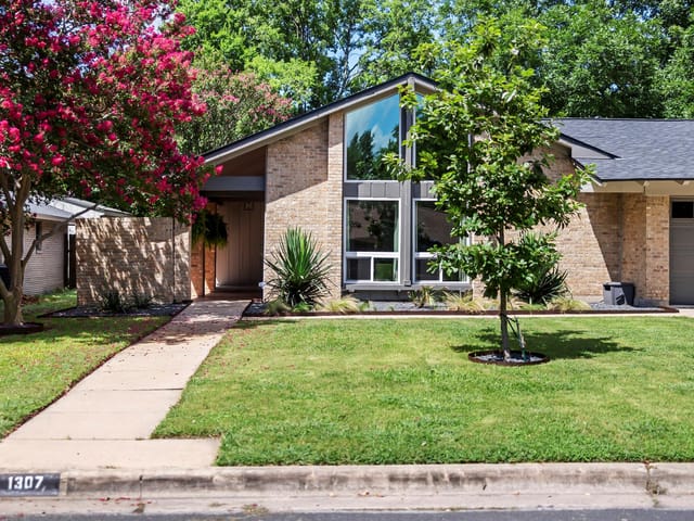 1307 Quail Park Dr