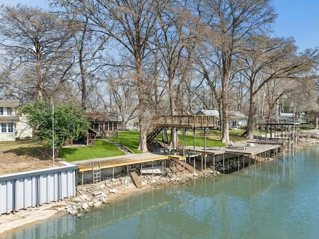 1307 Terminal Loop RD
