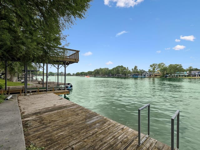 1307 Terminal Loop RD
