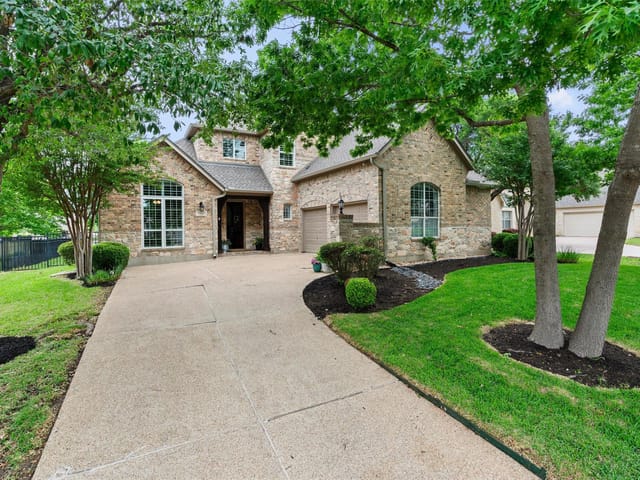 1308 Hillridge Dr