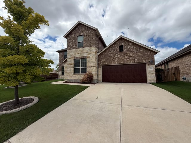 1308 Knowles DR