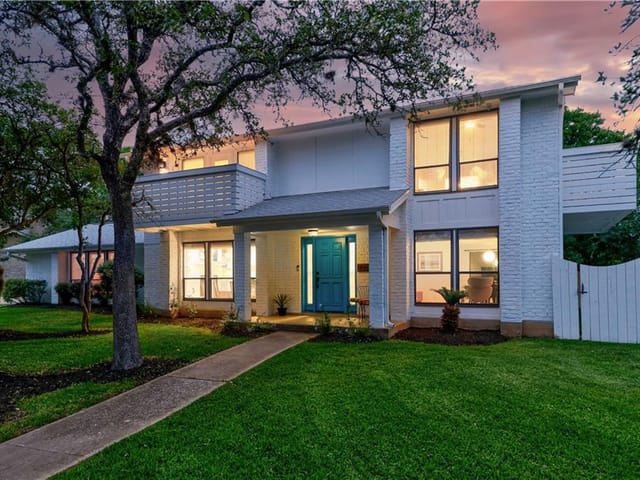 1308 Lost Creek BLVD